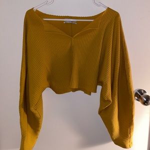 Yellow crop long sleeve tee